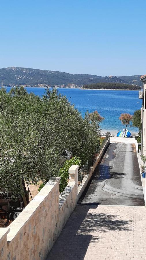 Apartments Bosana XIV Biograd Na Moru Bagian luar foto