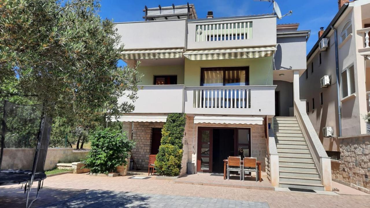 Apartments Bosana XIV Biograd Na Moru Bagian luar foto